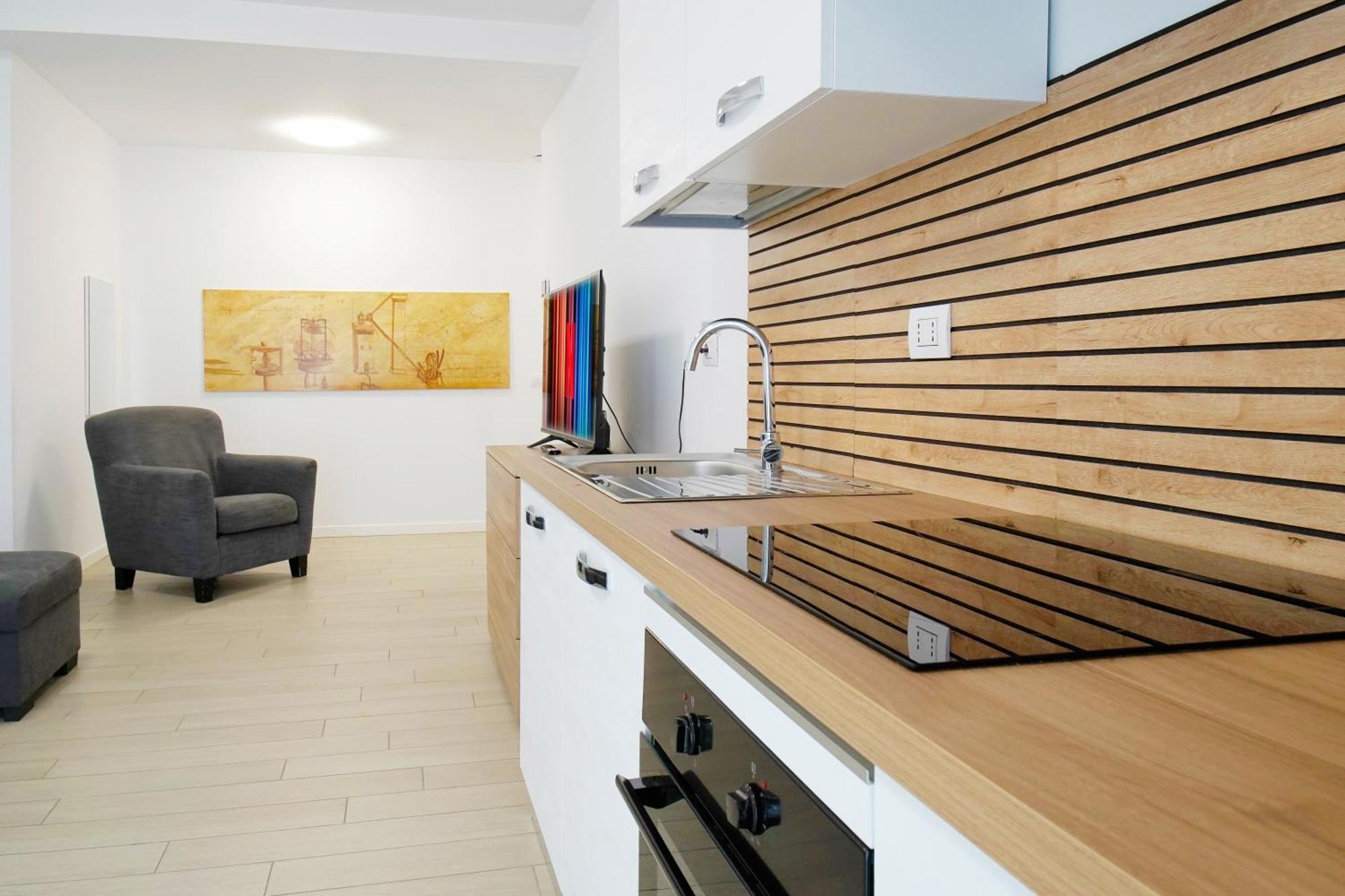 Casa Ideale Tim Appartmanti Moderni Vicina Al Centro Lecco Kültér fotó
