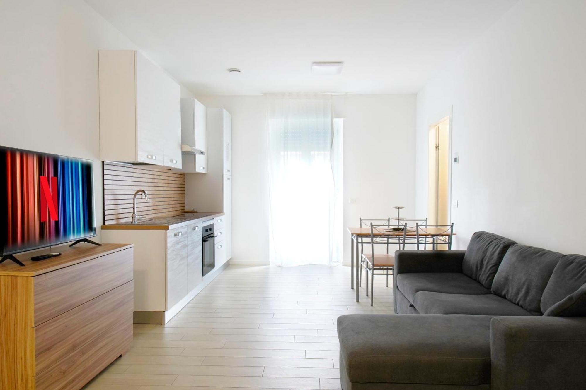 Casa Ideale Tim Appartmanti Moderni Vicina Al Centro Lecco Kültér fotó