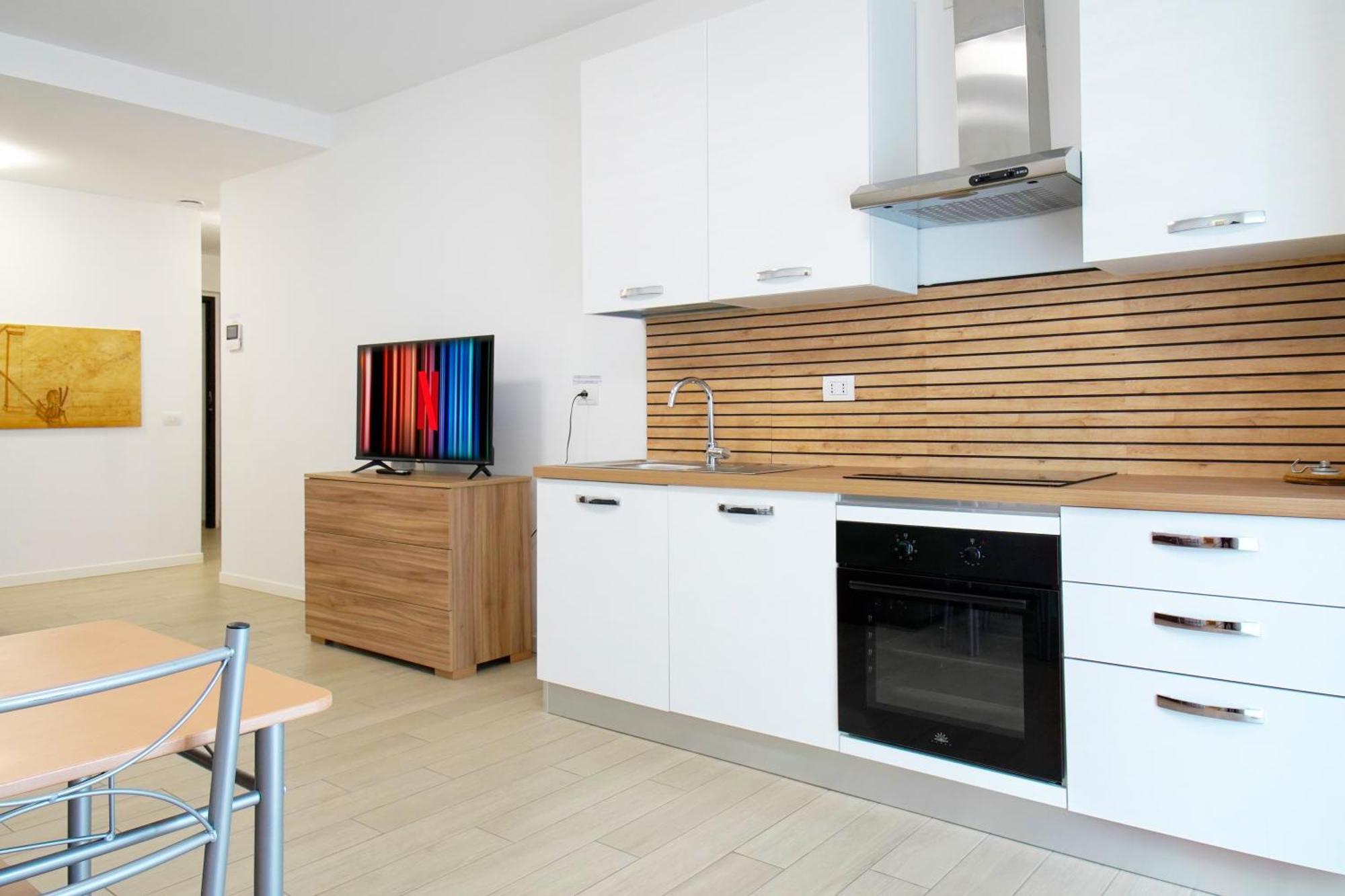 Casa Ideale Tim Appartmanti Moderni Vicina Al Centro Lecco Kültér fotó